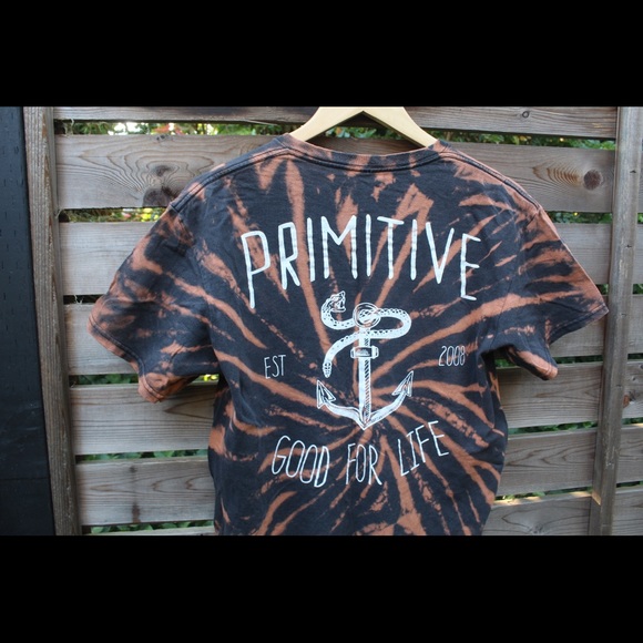 PRIMITIVE TEE, Size M - Picture 4 of 5